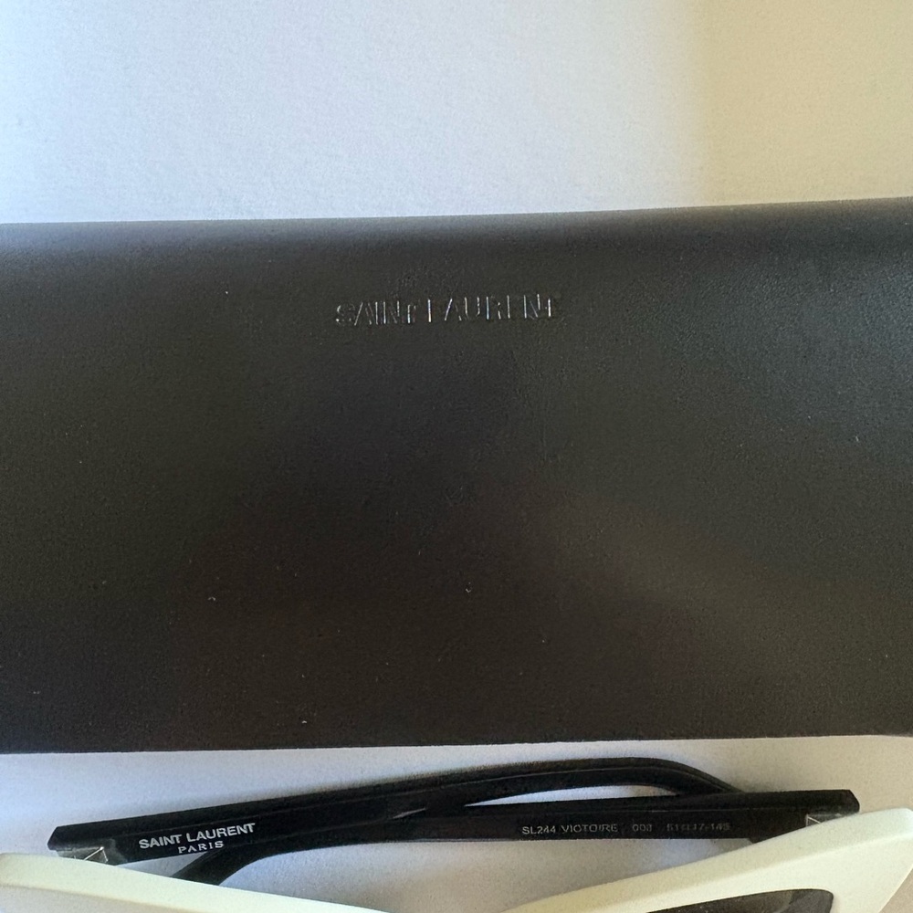 Saint Laurent Women's White Cat-Eye Sunglasses with case - Picture 7 of 7